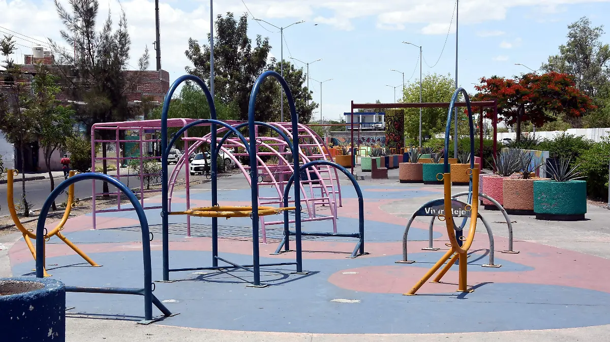 PARQUES VECINALES (4)