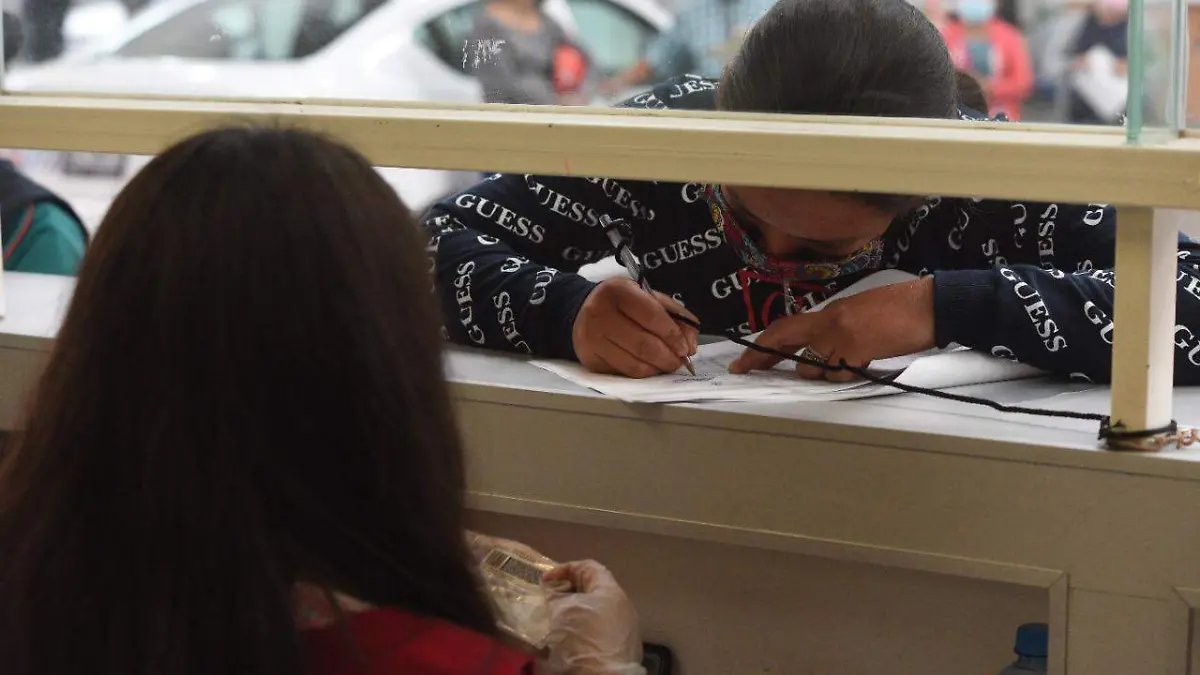 Pago de Becas (2)
