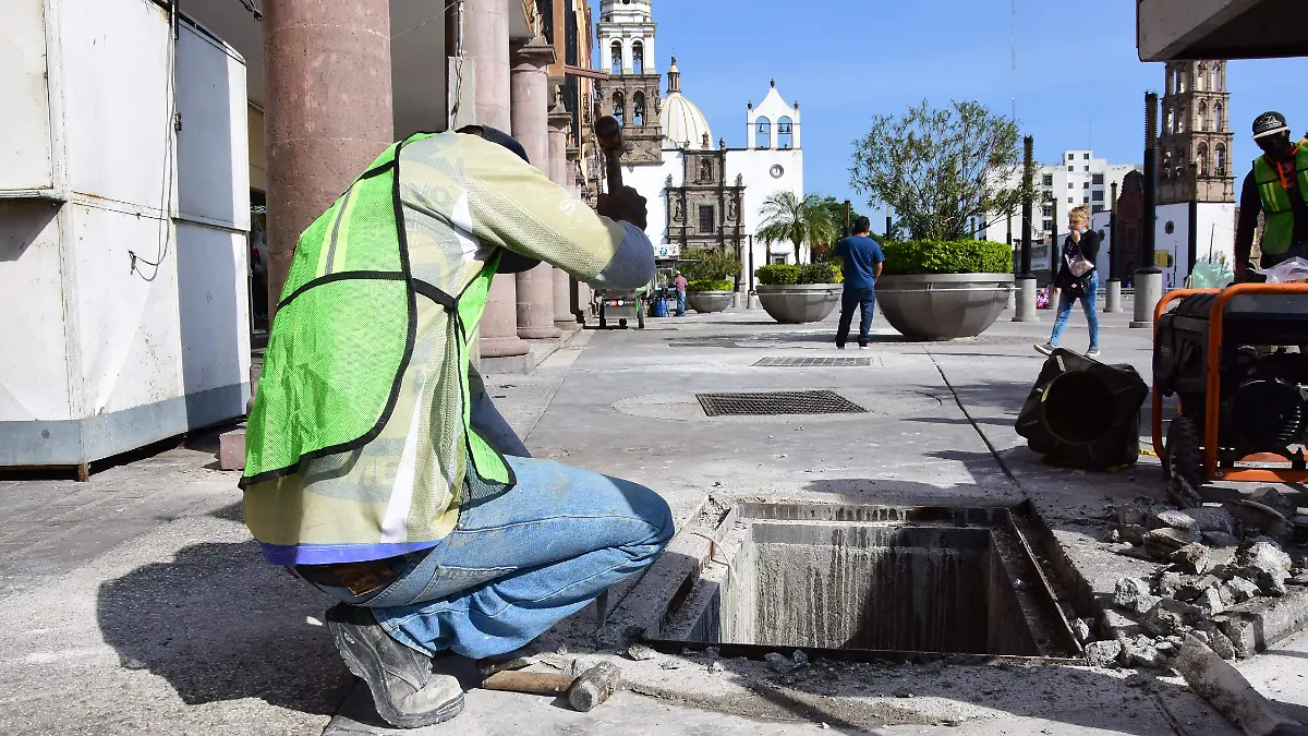 Reconstruyen-alcantarillado