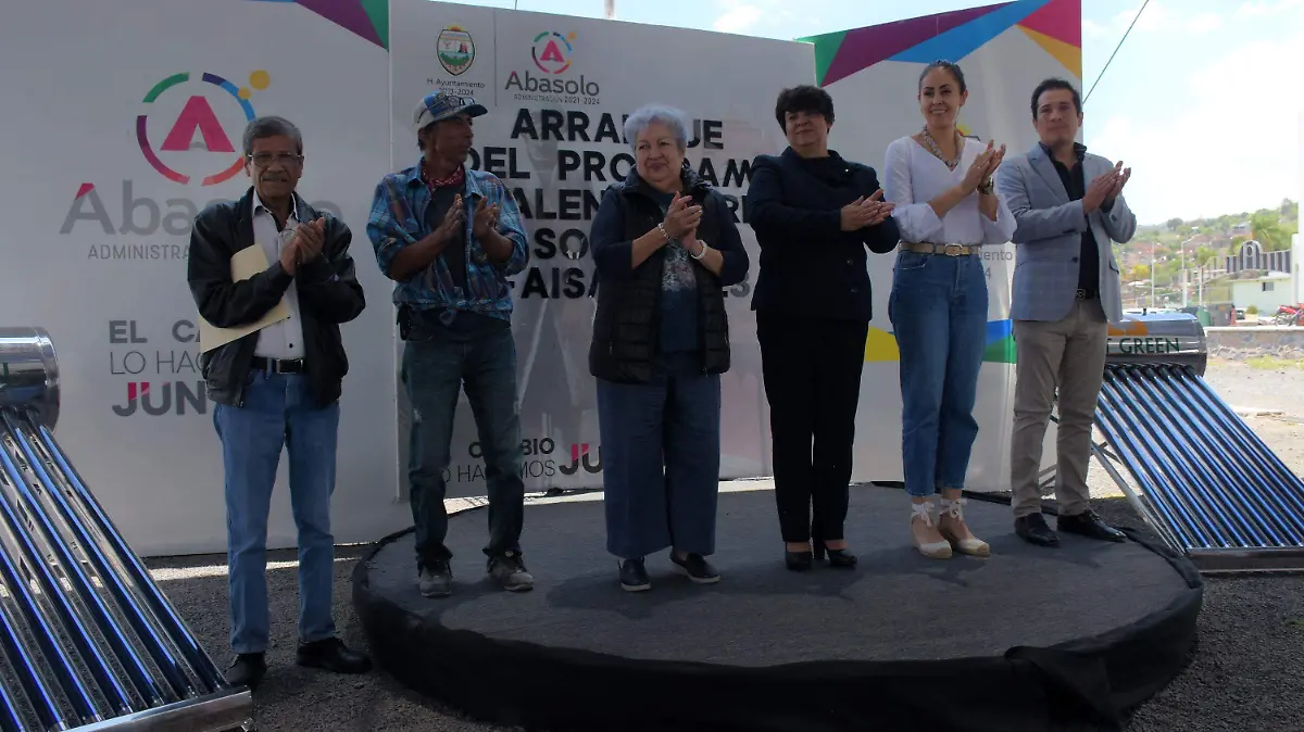 ENTREGAN CALENTADORES- ABASOLO (2)