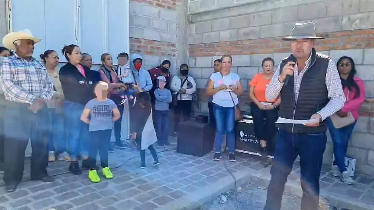 fd27d7a6-c0af-46ef-9987-97db7371a7ac