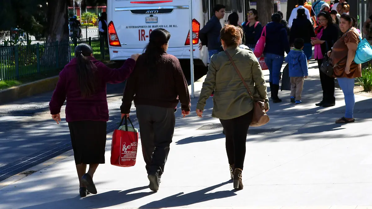 MUJERES EMPRENDEDORAS (1)