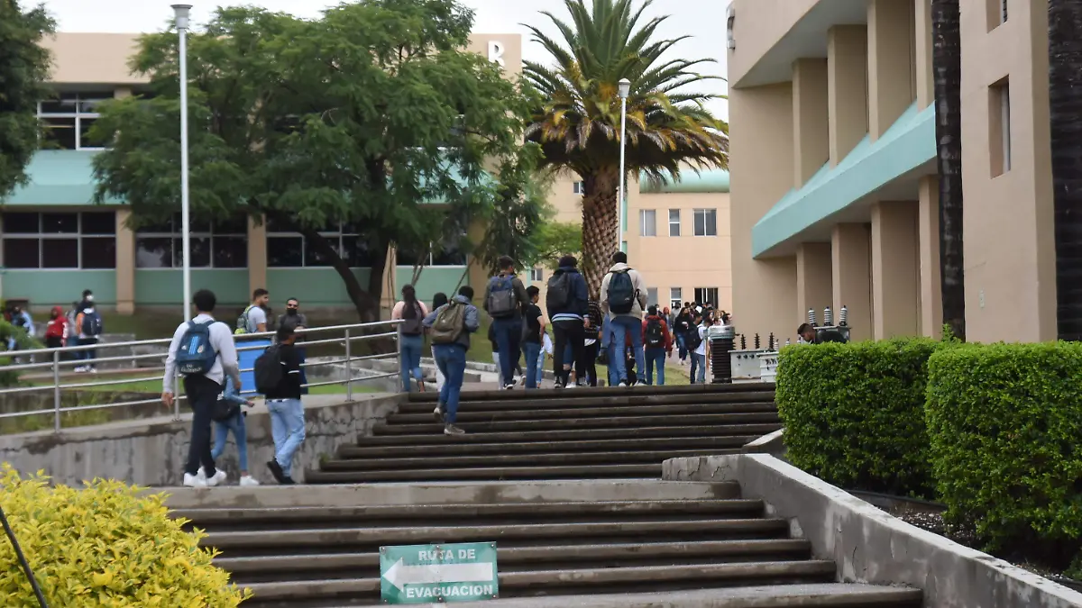 Rescatará-ITESI-a-alumnos  (2)