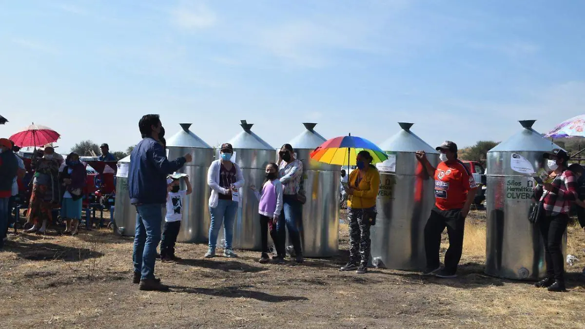 a5bfb6fb-6b83-4dc1-bafb-543ceac35f63