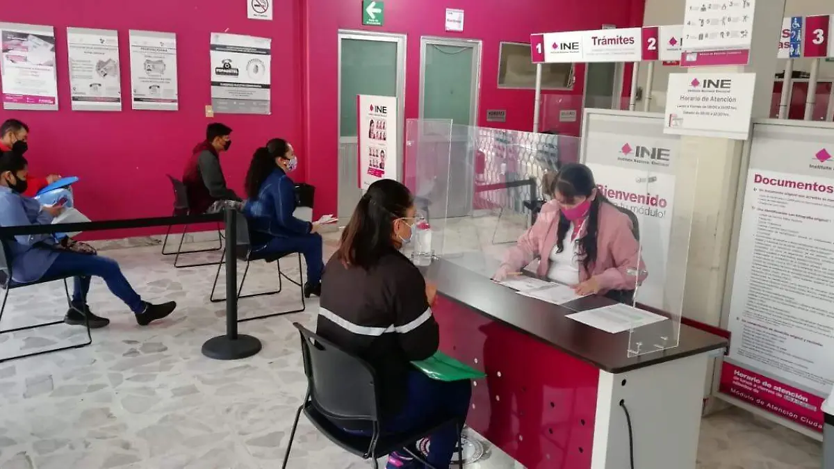 Guanajuato INE atiende hasta 67 mil solicitudes de credencial de elector -fotos Crescencio Torres (1)