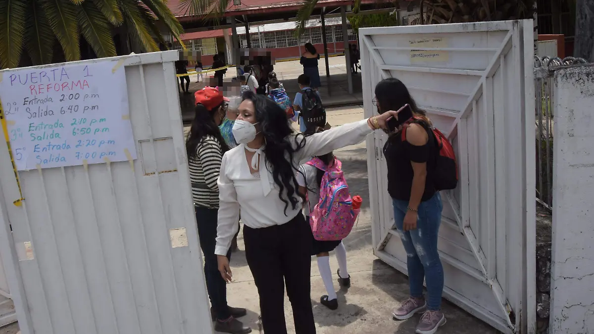 PREOCUPA-REGRESO-DE-ESTIUDIANTES-OKOKOK