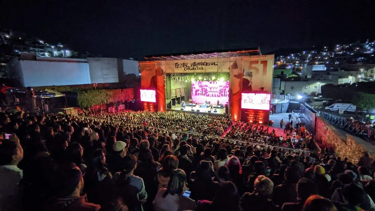 60 MIL PERSONAS EN TEATROS DURANTE EL FIC1