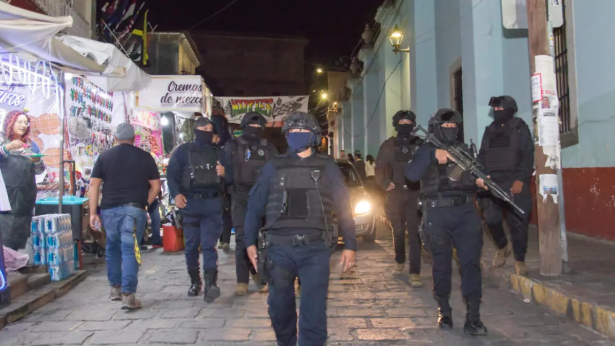 DESPLIEGAN OPERATIVO DE SEGURIDAD POR CELEBRACIÓN DE DIA DE MUERTOS(1)