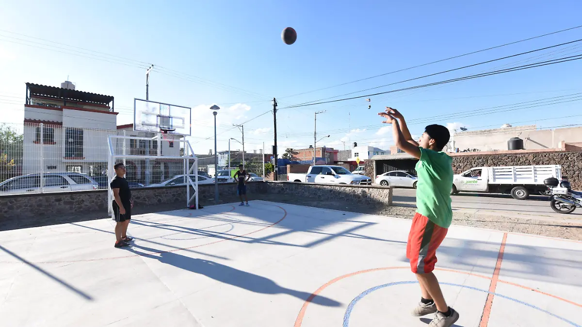 PARQUES VECINALES (1)