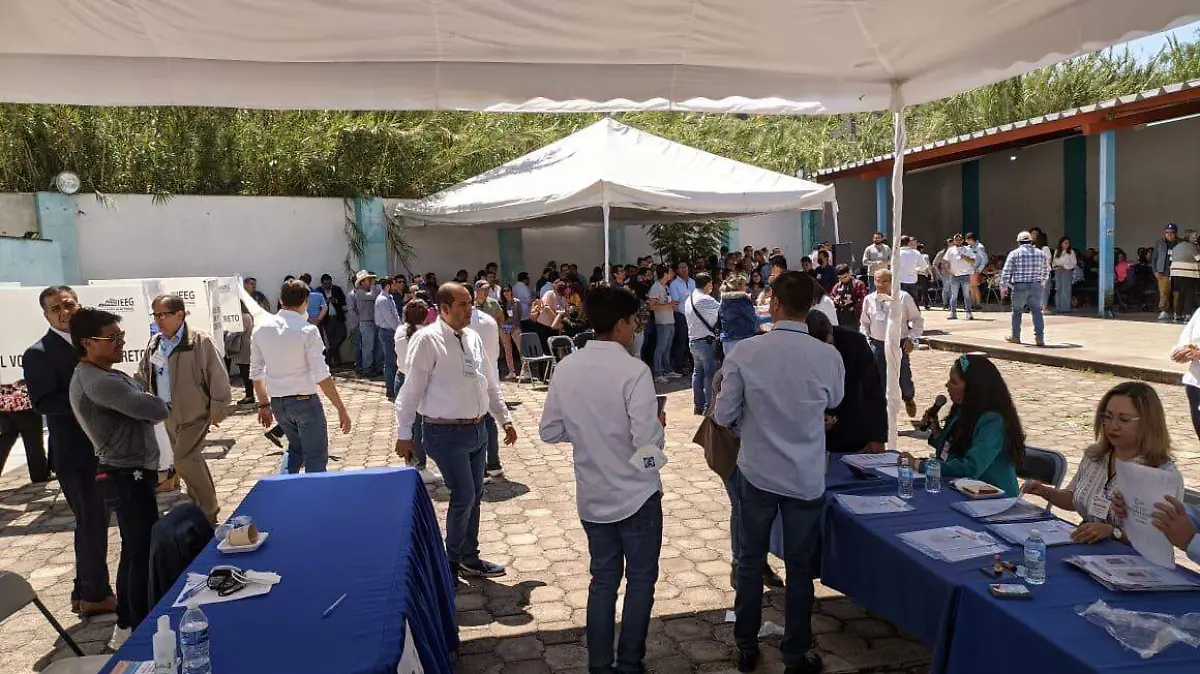 21d8ad96-dd88-4639-ac3a-01d37a297d79