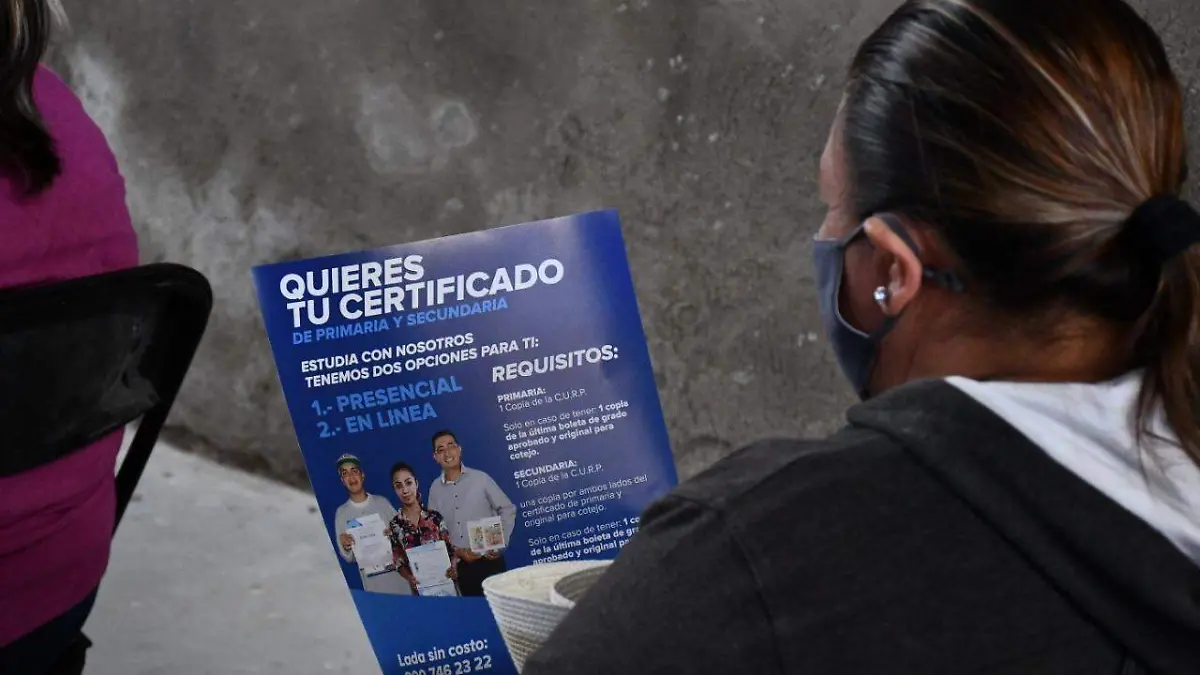 Buscan-disminuir-rezago-educativo (3)