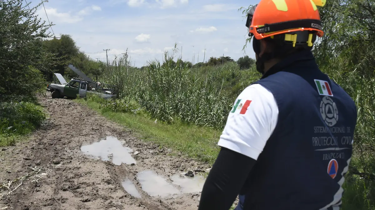 PRESENTAN PROGRAMA DE LLUVIAS l JESUS GTZ - EL SOL DE IIRAPUATTO (1)