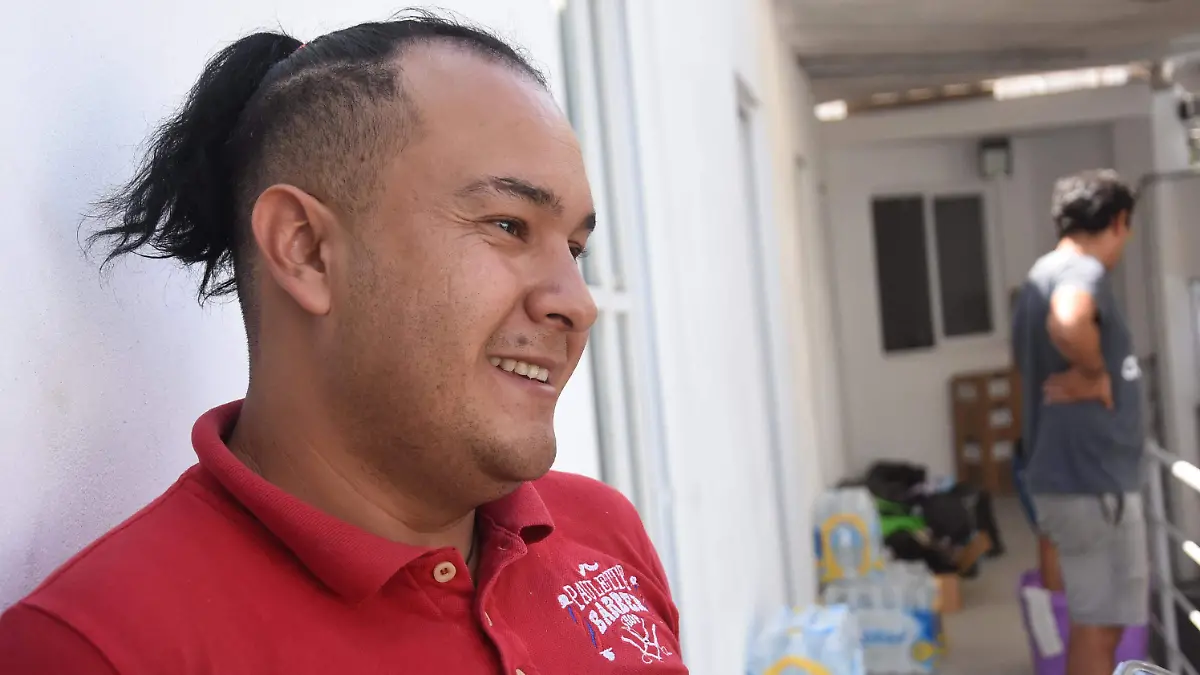 PAULET CORTA PELO A MIGRANTES-JESUS GTZ-EL SOL DE IRAPUATO (4)