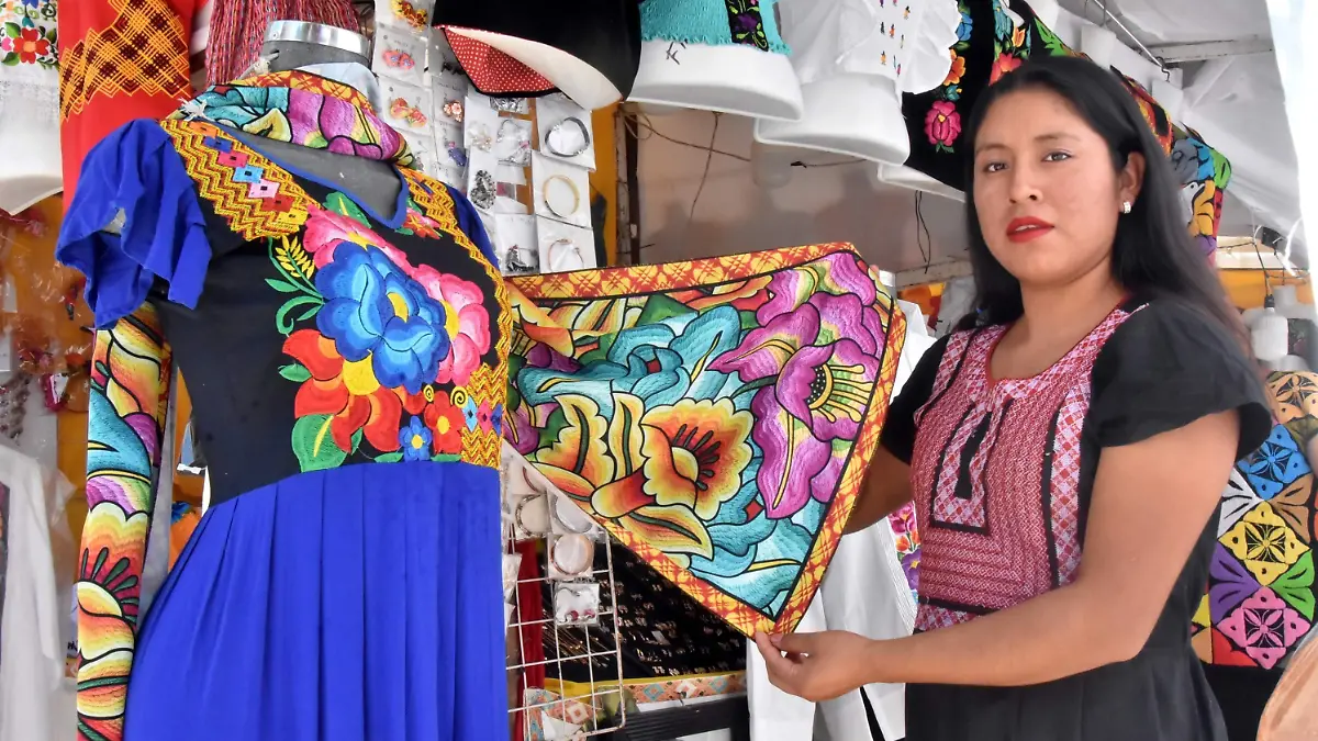 Collares y aretes típicos Oaxaca