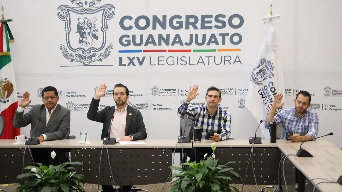 Guanajuato avanzan impuestos ecologicos en Comisiones Unidas Foto Crescencio Torres (2)