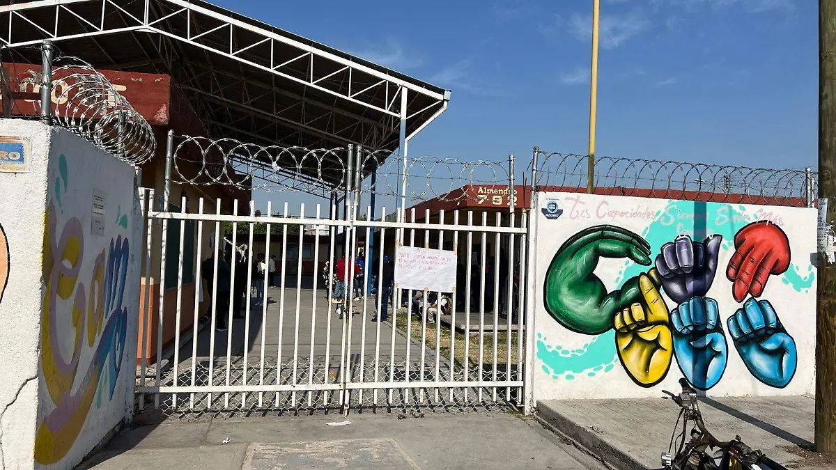 ESCUELAS DE EDUCACI[ON ESPECIAL  (1)