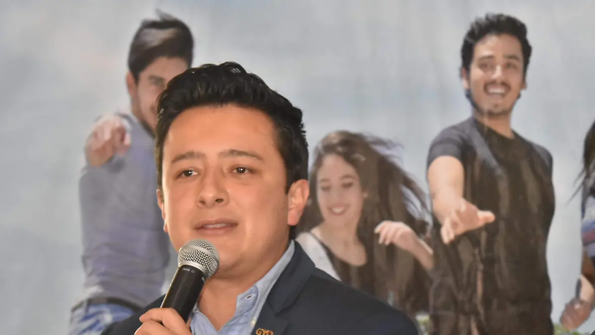 RUEDA DE PRENSA GUANAJOVEN (1)