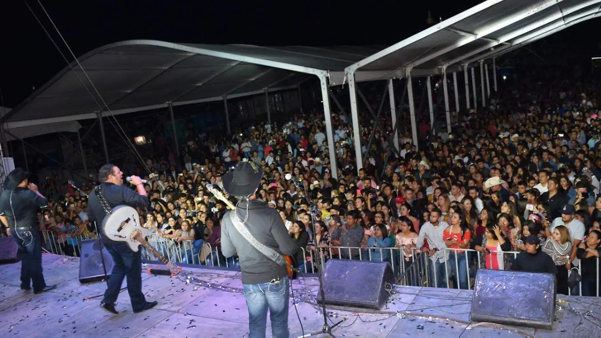 63612817-b1ae-4064-a880-b8191c9b0515