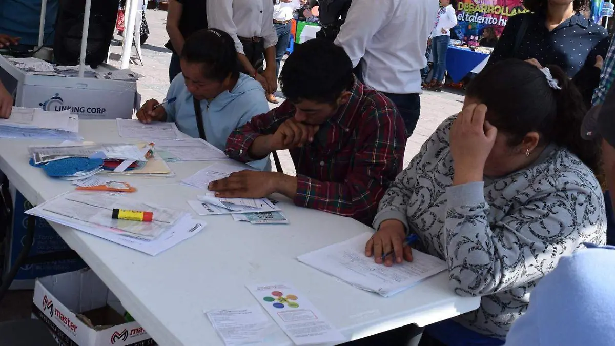 065f8c7d-0d3e-407e-a339-ee470eb557e5