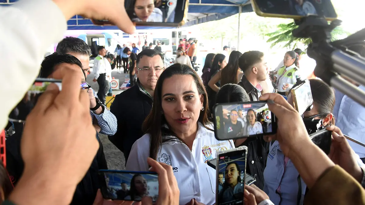 ALCALDESA 3 AUN NO SE DECIDE-JESUS GTZ- EL SOL DE IRAPUATO (4)