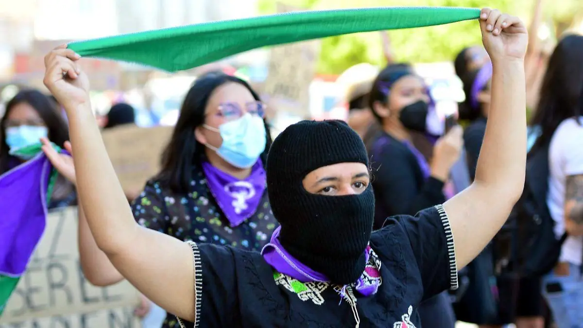 b3de7158-2b47-4908-825b-10c021fa0dc2