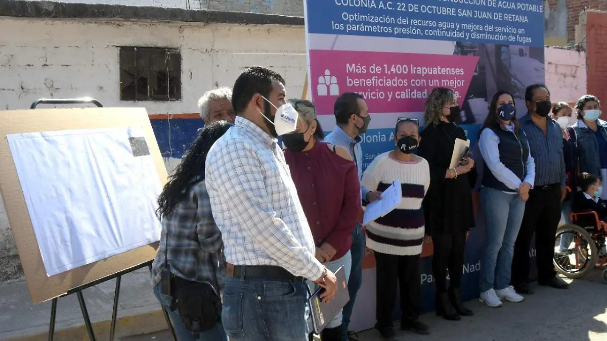 Supervisan-obras-de-agua-y-drenaje  (2)