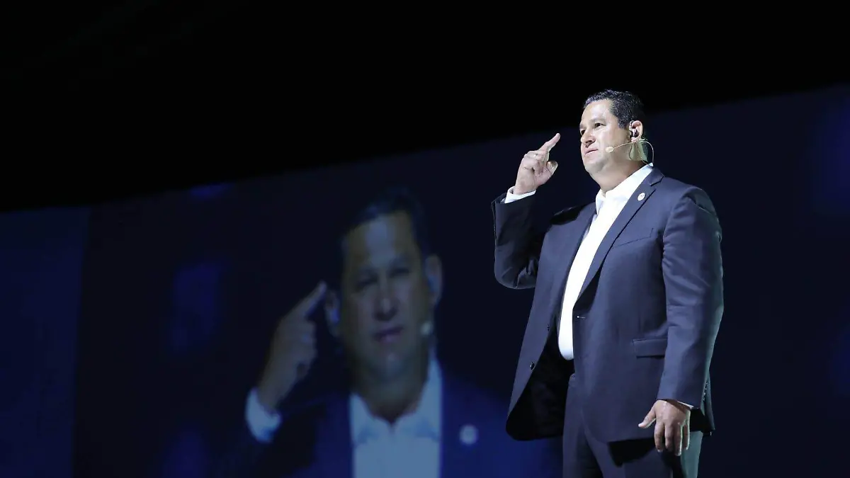 390b0353-185d-4360-8931-50561474c1f3