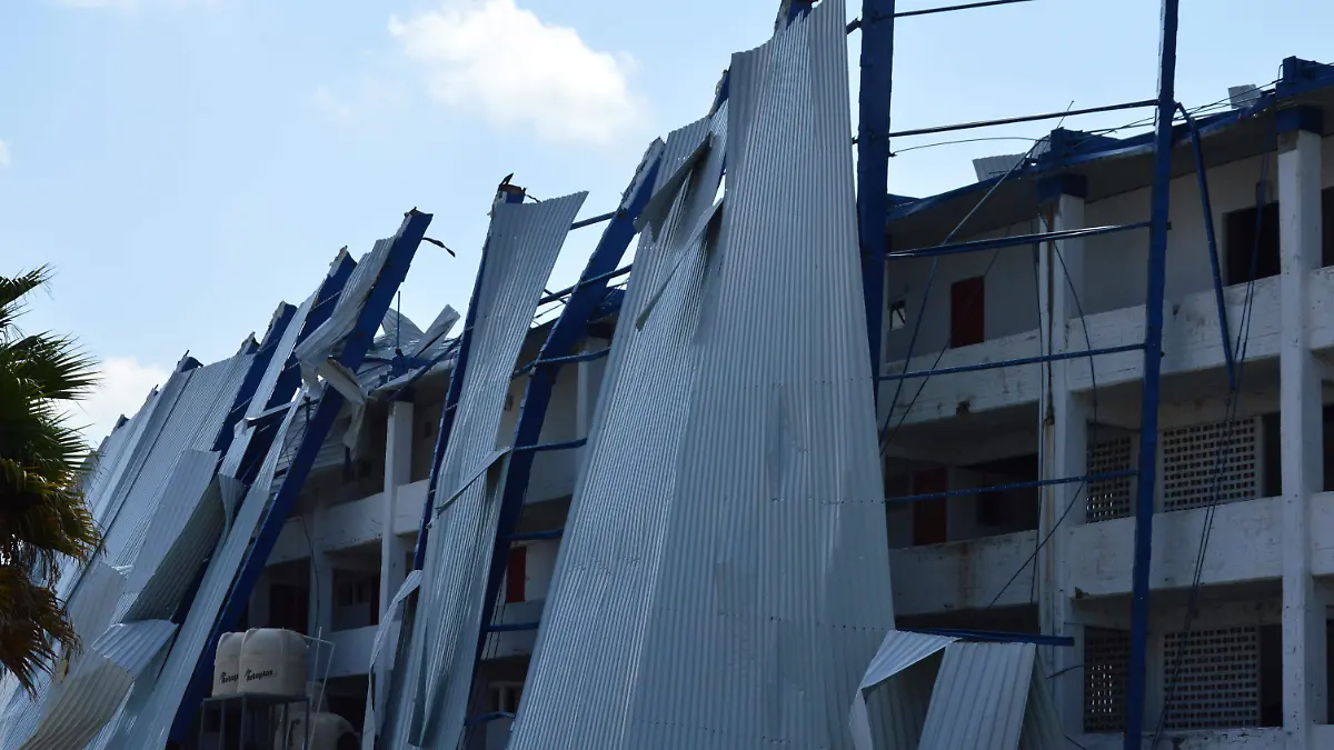 DANOS AESTRUCTURA ESTADIO (6)