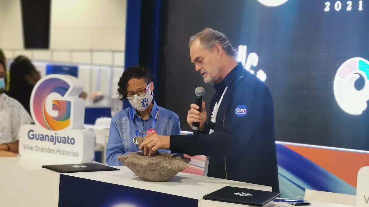 Firman-convenio-Yucatán-y-Guanajuato  (2)