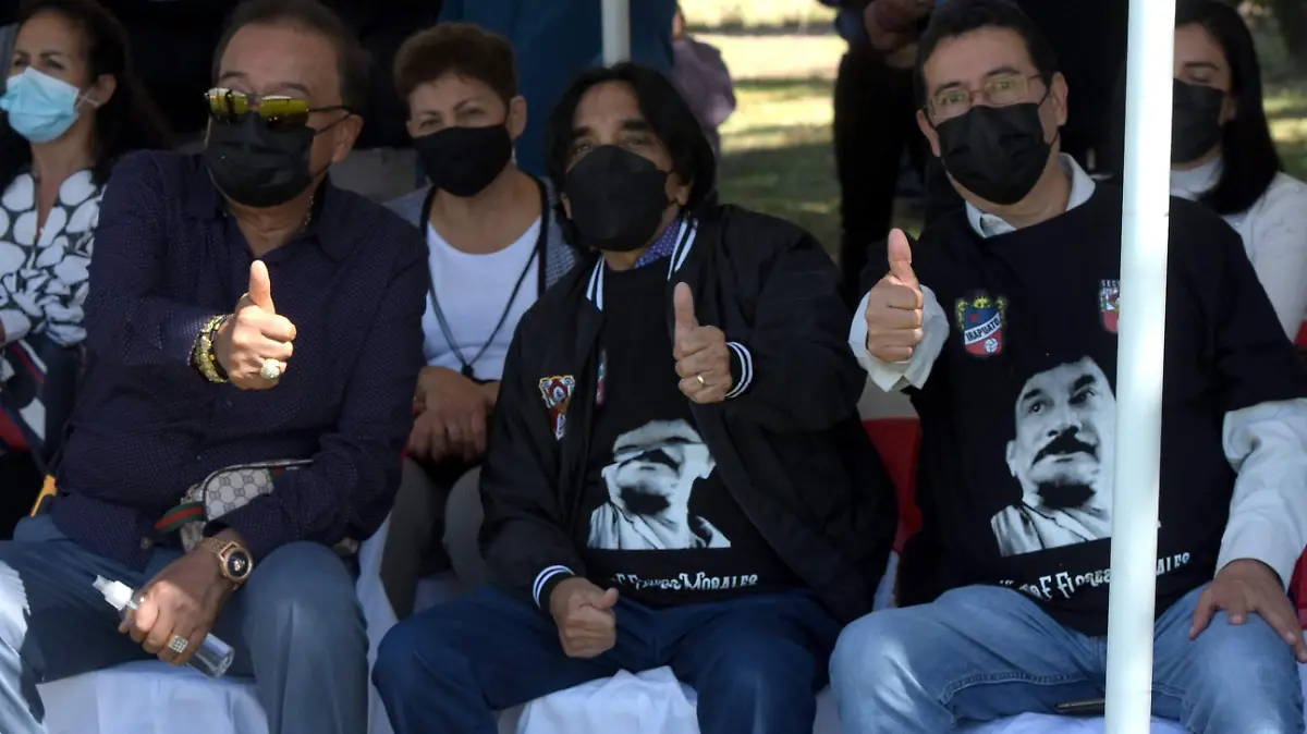 Como-invitado-de-honor 