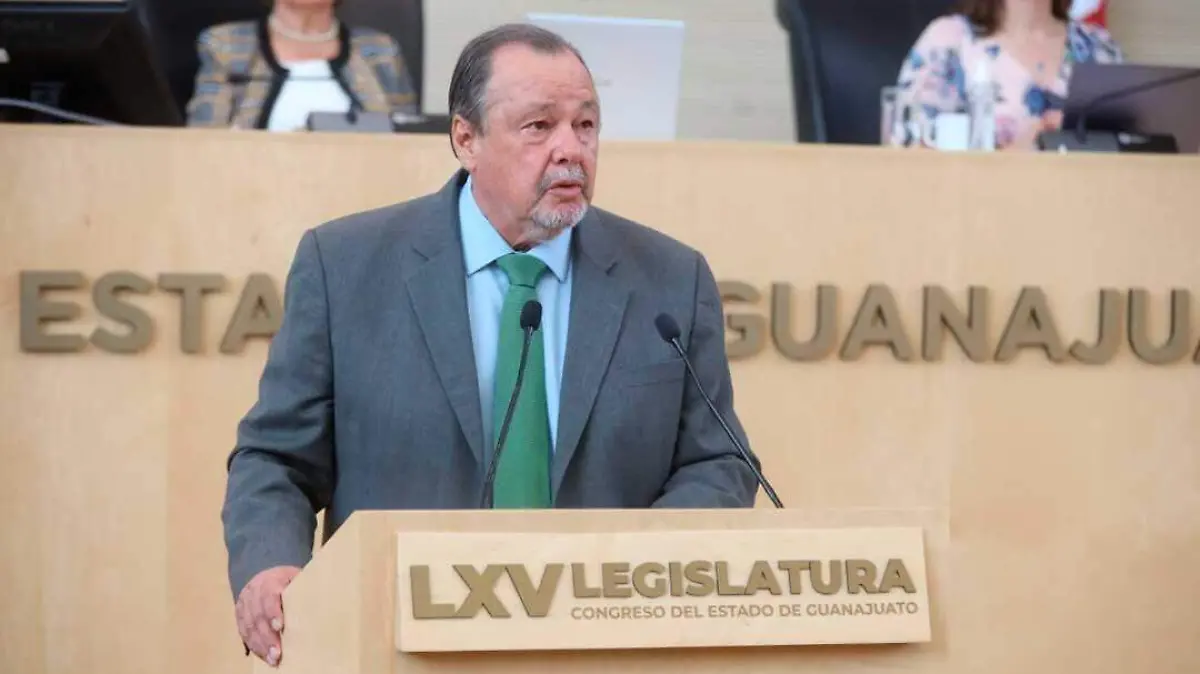 ESPERAN DICTAMEN 12 INICIATIVAS PARA APOYAR A COMUNIDAD LGBTIQ+3