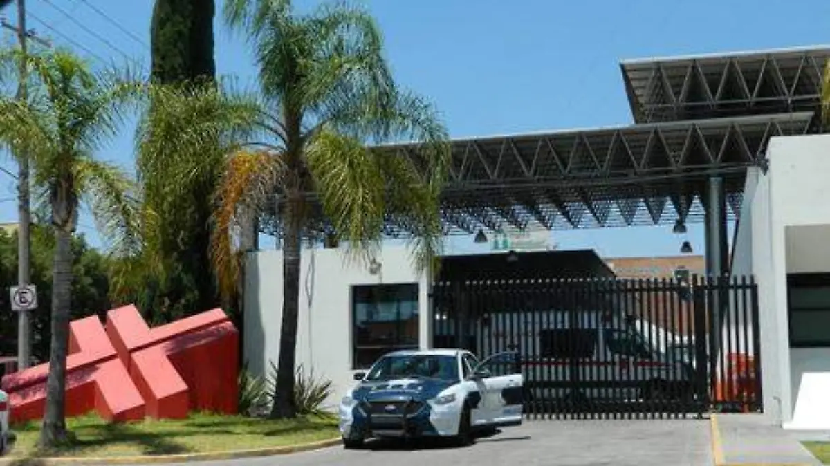 596ab15c-07b5-4736-943e-b84b85e78c89