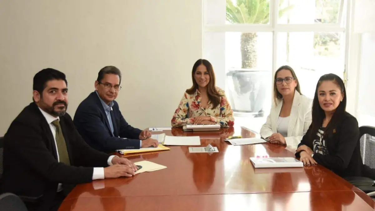 Buscan-dar-certeza-jurídica (2)