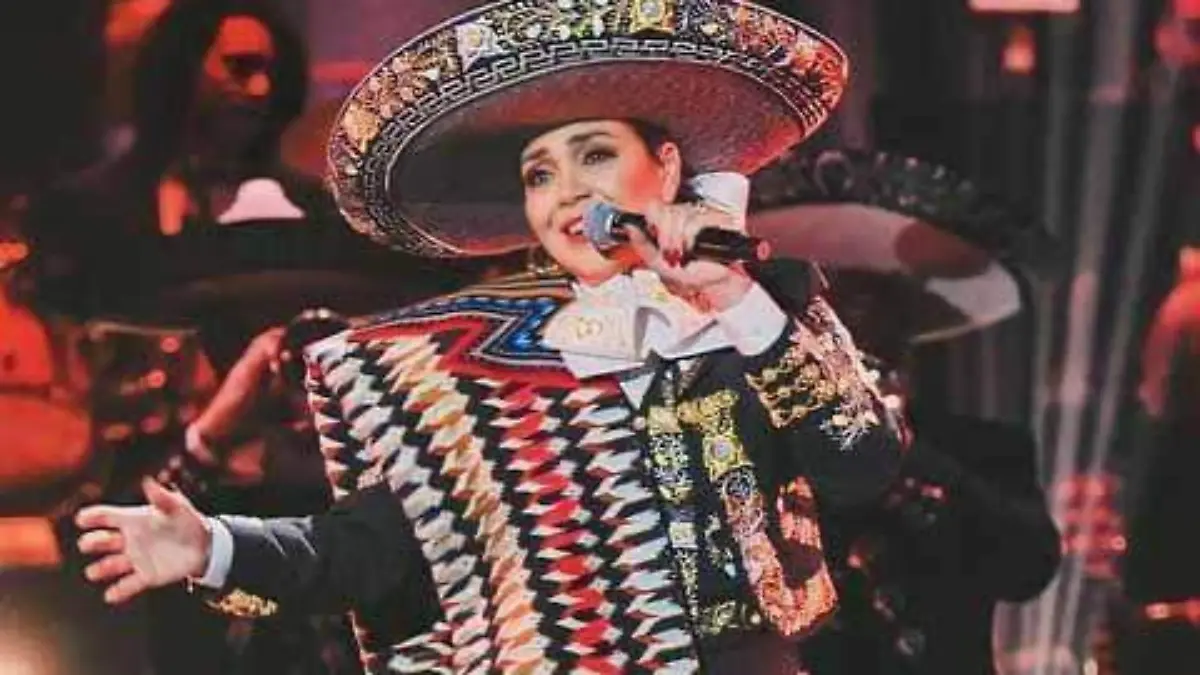 Aida-Cuevas (2)