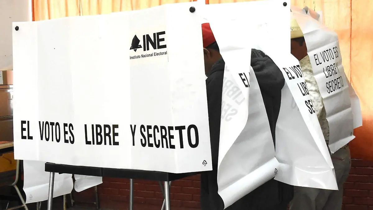 Implementan-estrictas-medidas-sanitarias (2)