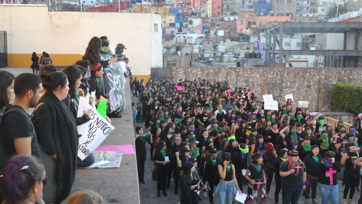 e50cf31a-095b-4250-90d2-119fa8cf924f