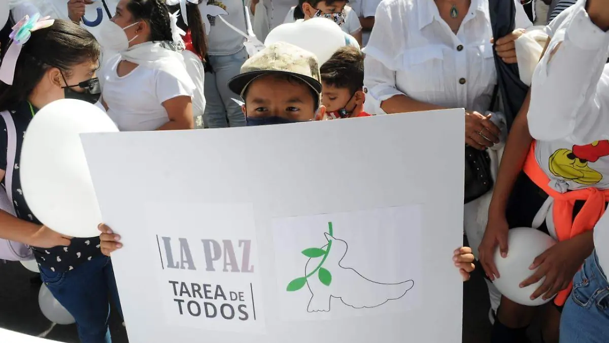 Marcha-por-la-paz-Irapuato  (1)