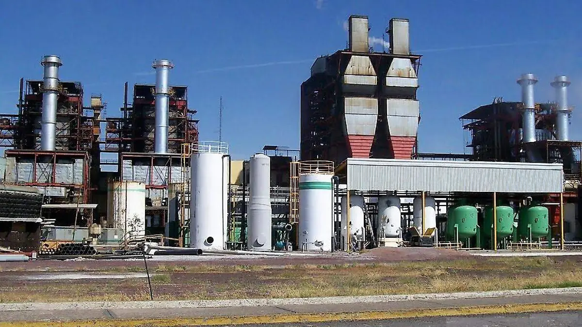 Estamos respirando veneno por culpa de Pemex y CFE Justino Arriaga (2)