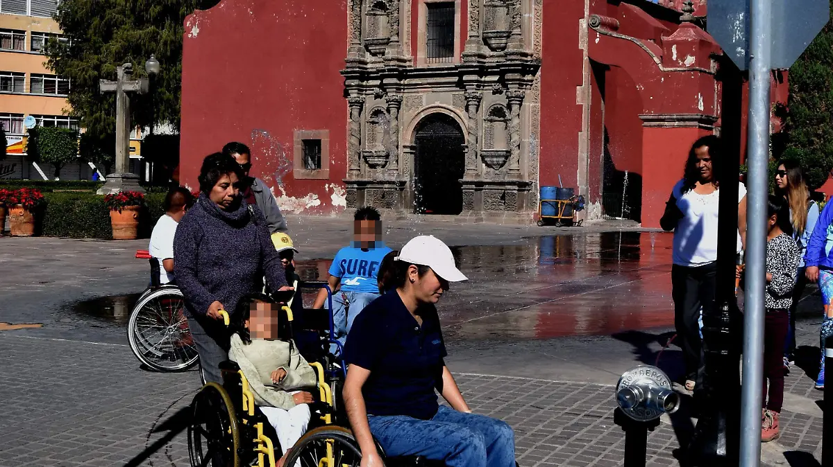 DESCAPACITADOS (2)