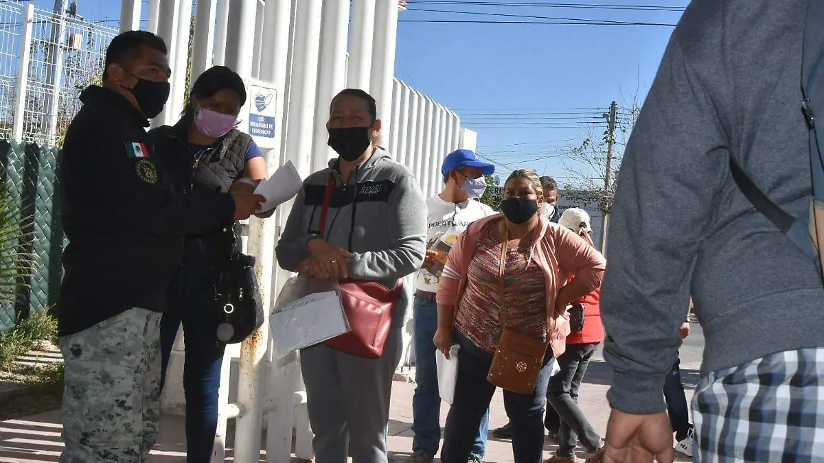  En-Irapuato-se-extiende-un-día más-la-jornada-de-vacunación (4)