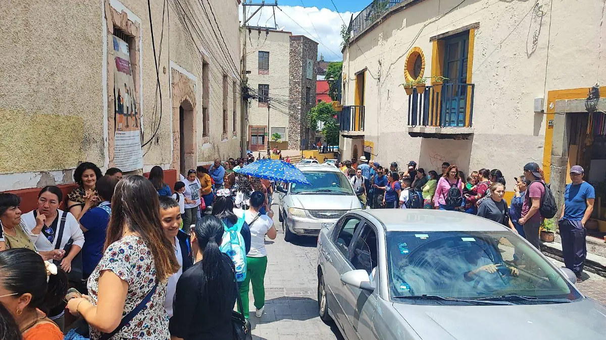 CAOS VIAL EN LA CAPITAL POR INICIO DE CLASES2