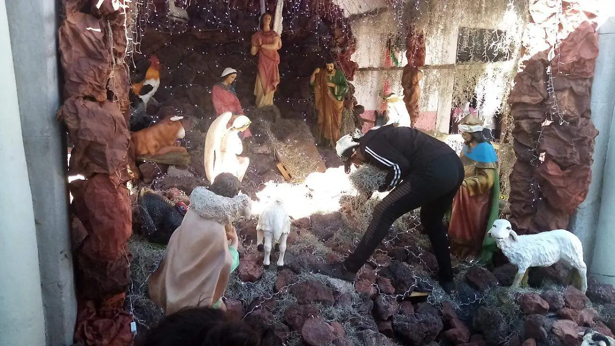 El-nacimiento-esta 
