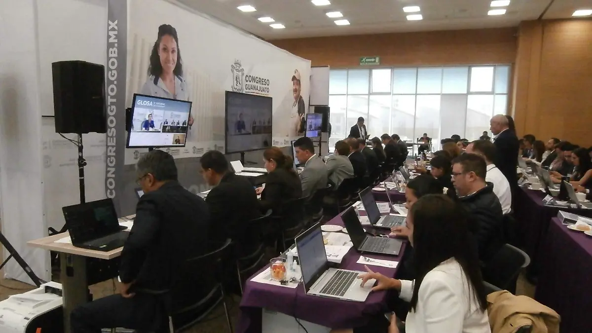 Guanajuato 41 maestros separados por violencia sexual (3)