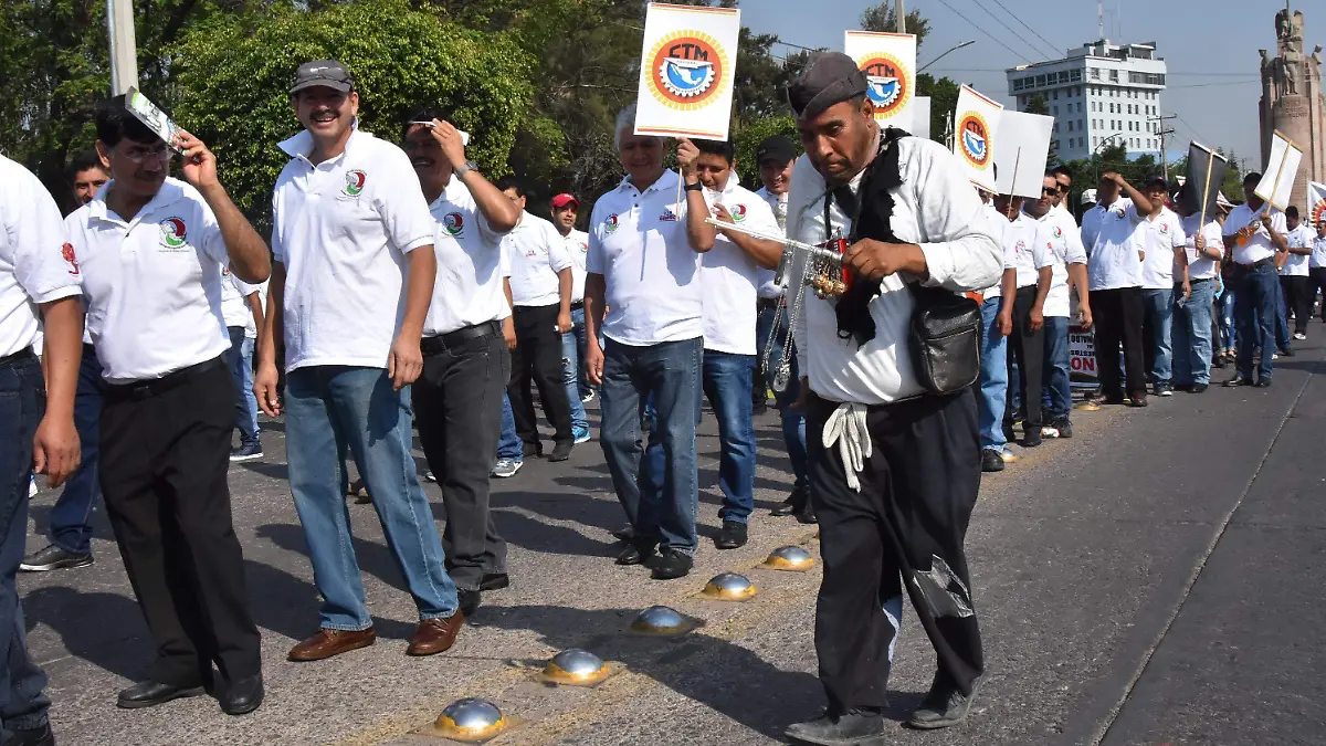 DESAYUNO Y DESFILE OFRERO CTM (1)