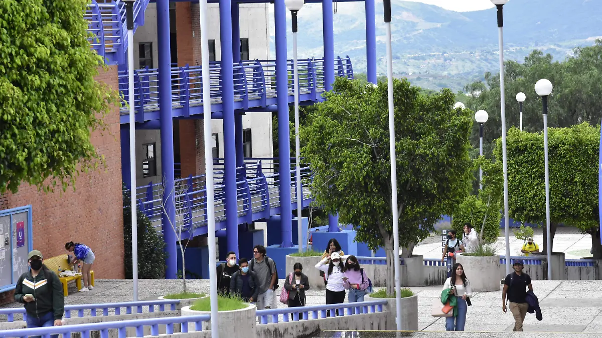 UG UNIVERSIDAD  DCEA5