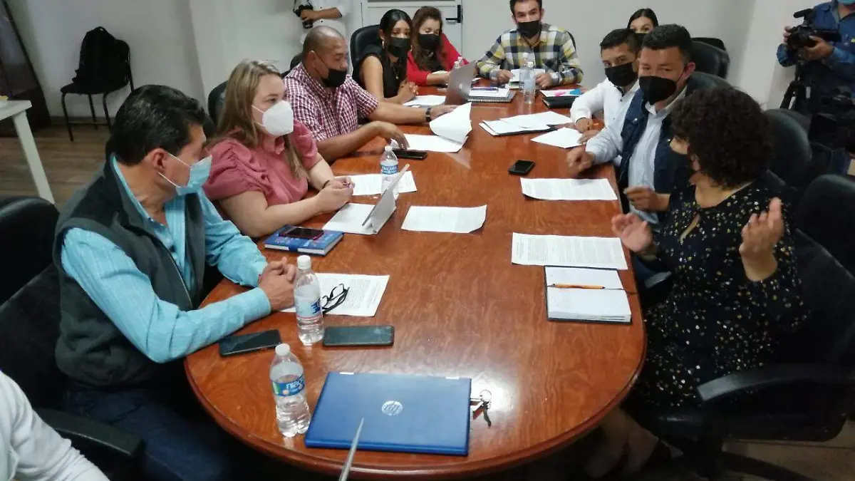 Valoran-y-analizan-Alcaldes-situación  (1)