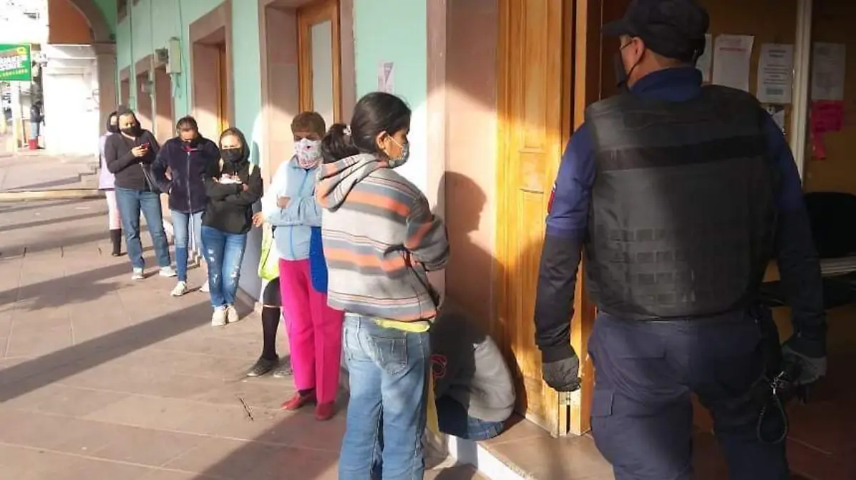 e63fdfd1-2407-4e12-949d-19905b1c39a8