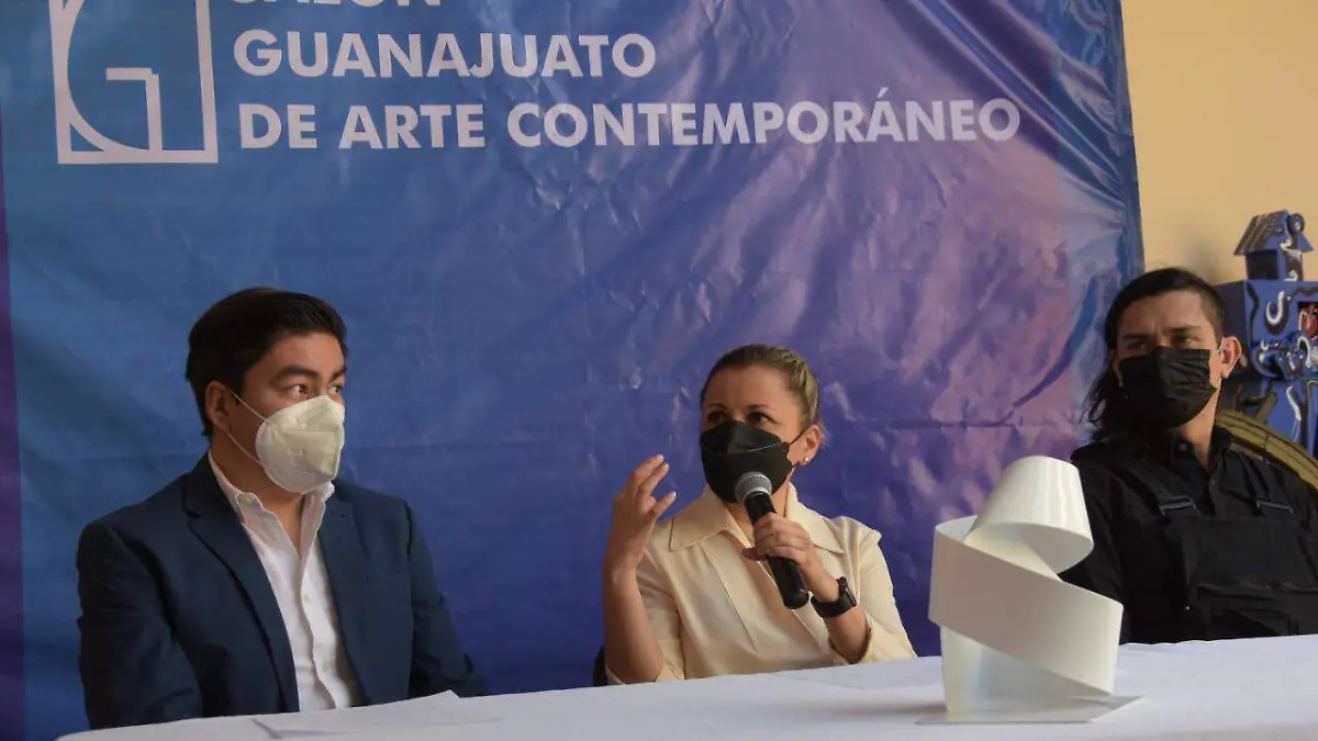 Lanzan-convocatoria-para-Salón-Guanajuato (2)