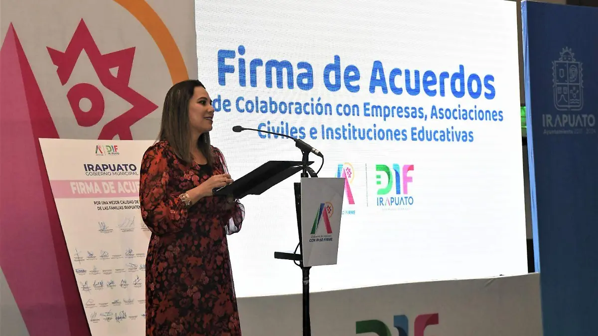 Renuevan Acuerdos de Colaboracion entre Sociedad y Gobierno (1)
