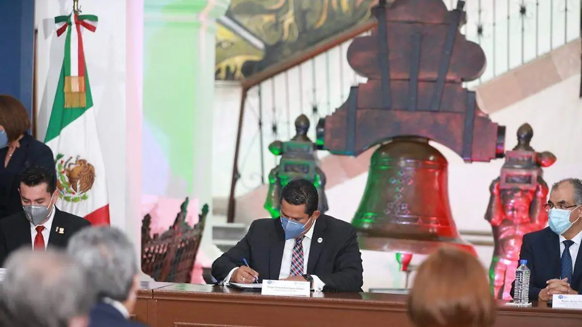 Decreto-Cortesía-(1)